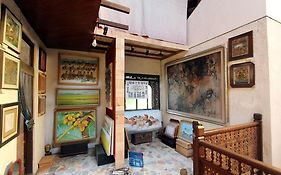 Posnya Seni Godod Art Gallery&Homestay